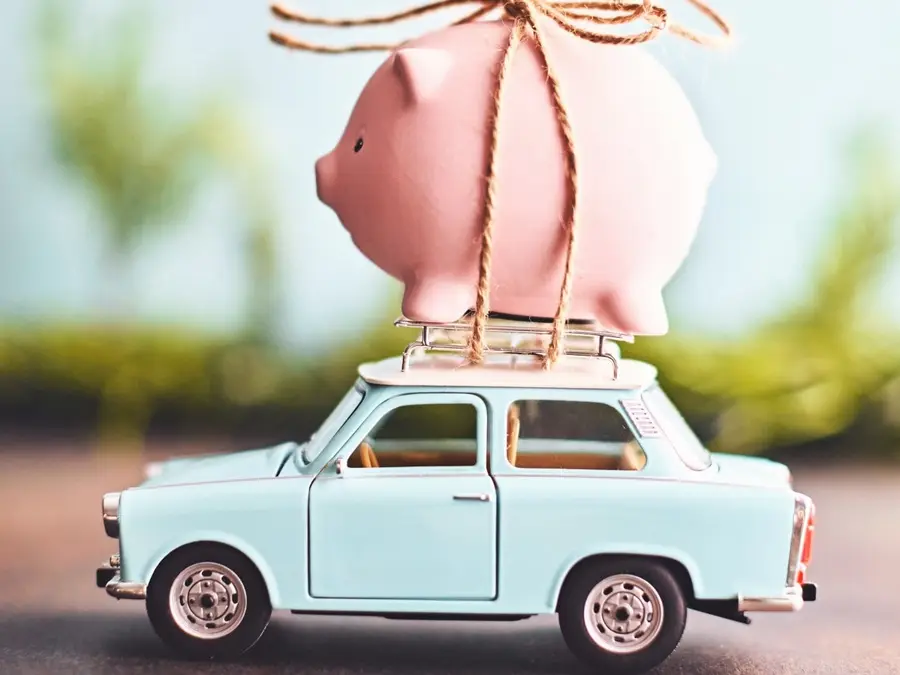 como juntar dinheiro para viajar