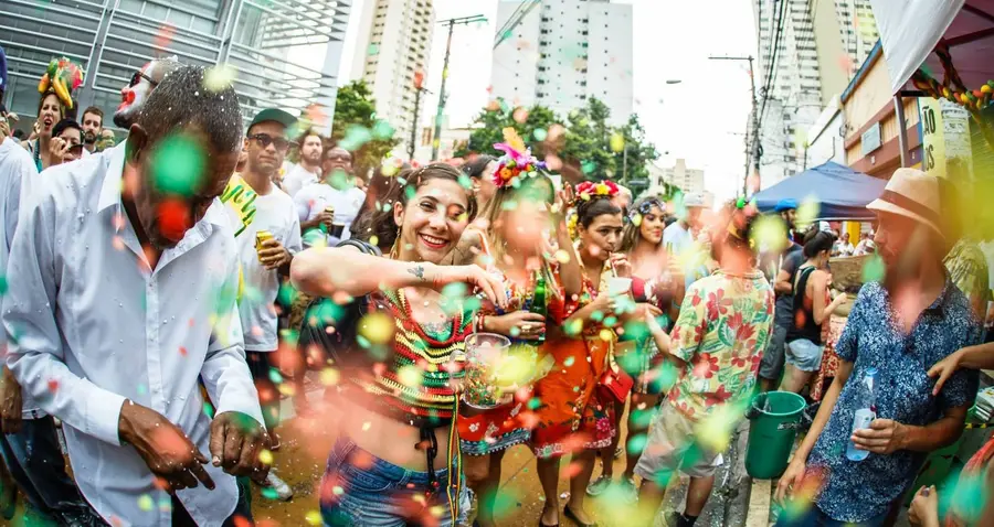 6 dicas para o carnaval que vão te fazer economizar muito