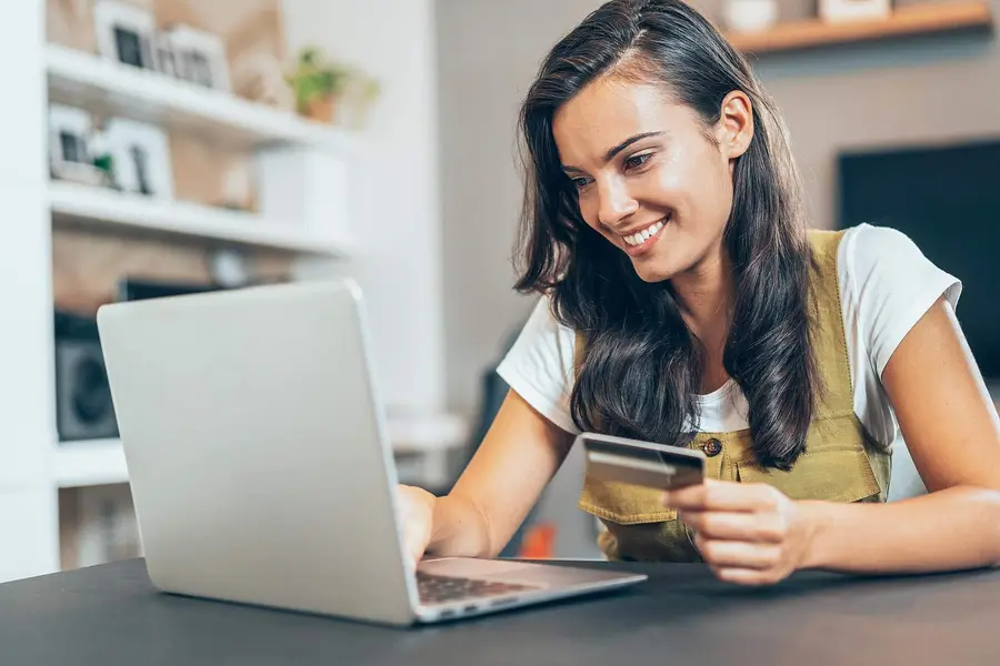 Como fazer pagamentos online com segurança? Veja 5 dicas